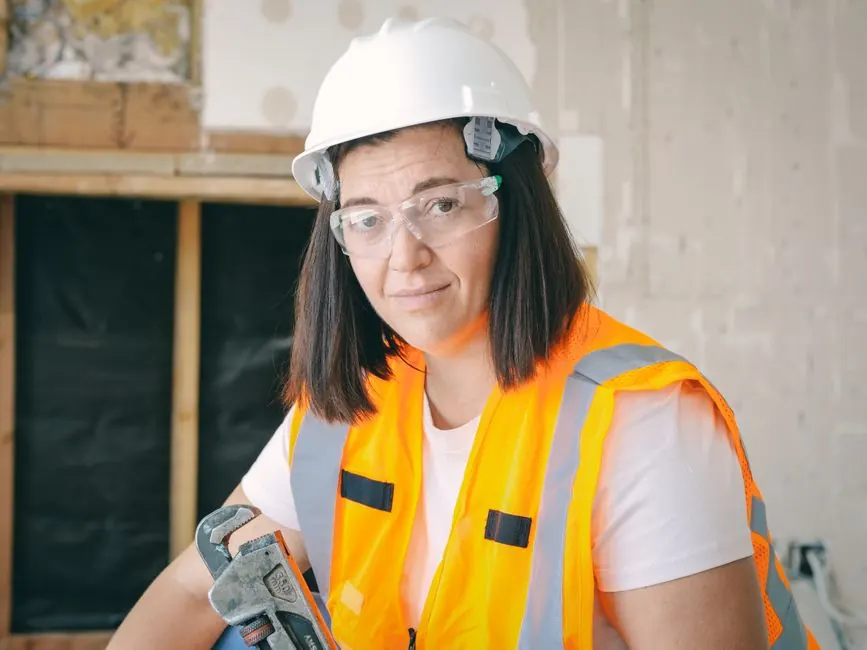 plumbing saginaw technician on site